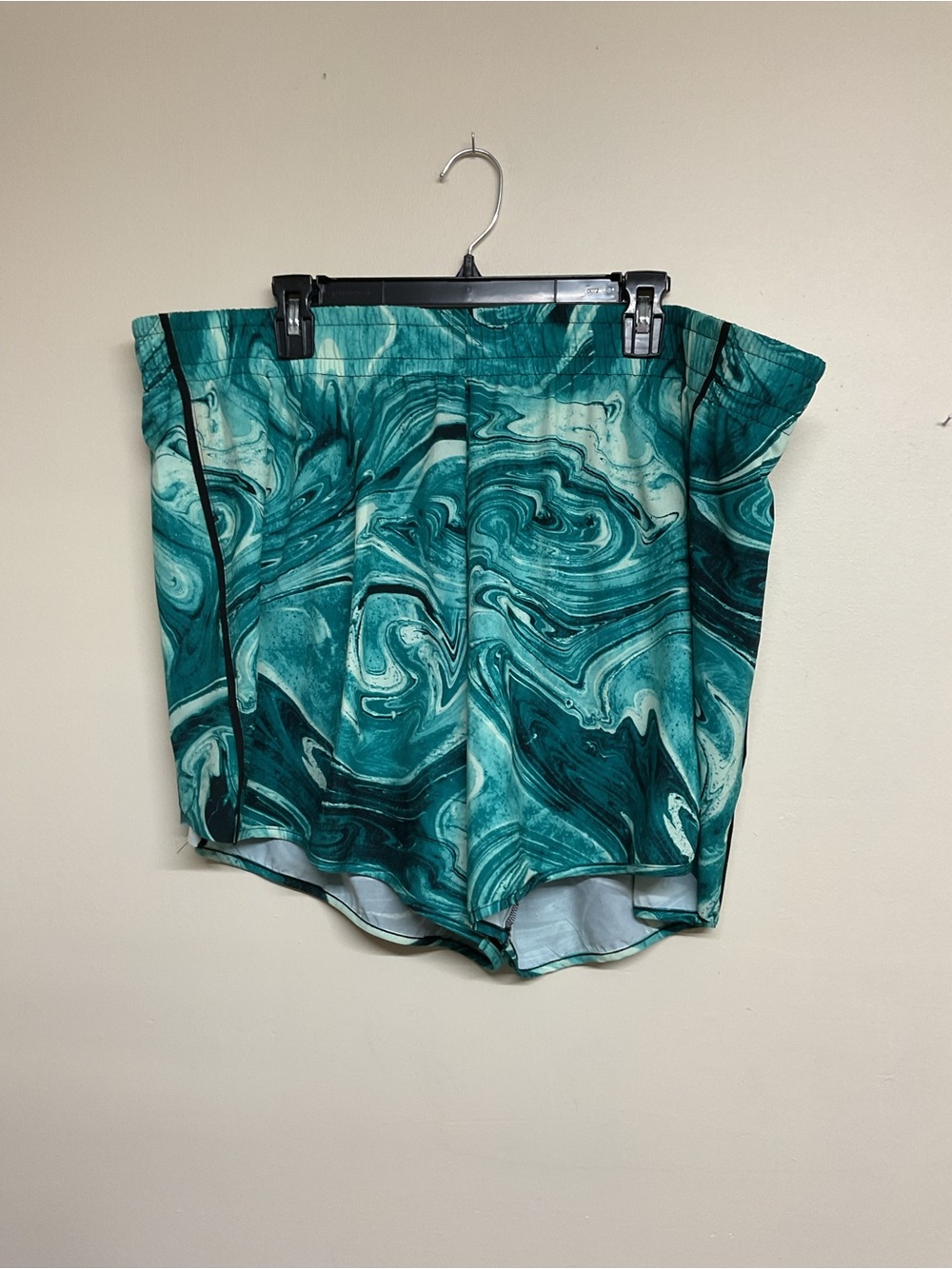 Xersion Teal Marble-Print Athletic Shorts